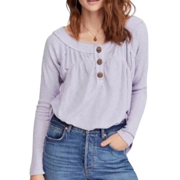 Free People Tops - Free People Must Have Henley top in Lilac Womens XS boho hippie
